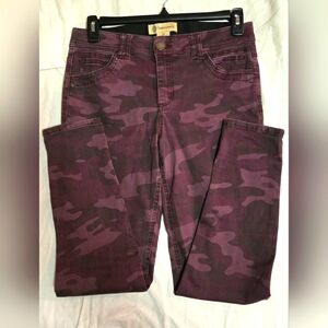 Democracy Wine Camo Print Jeans Size 10